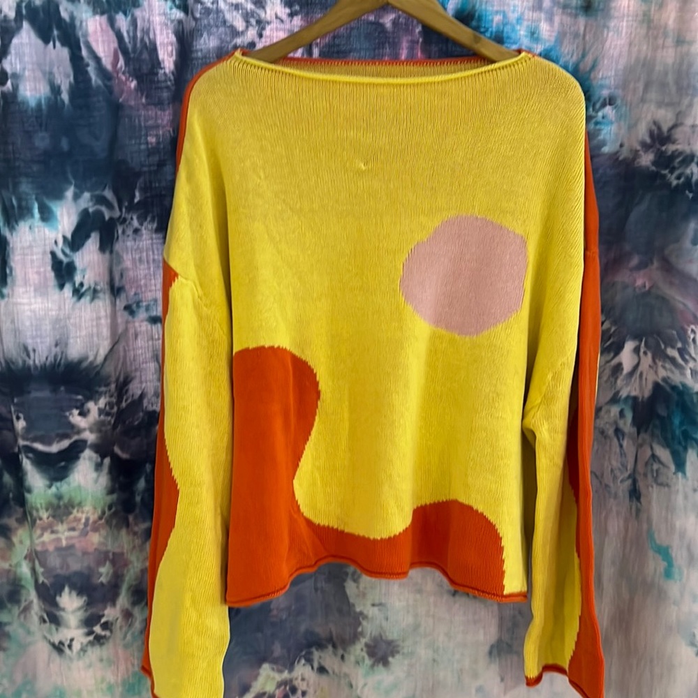 NWOT Sunrise Raw Edge Top: Horizon - Arthur